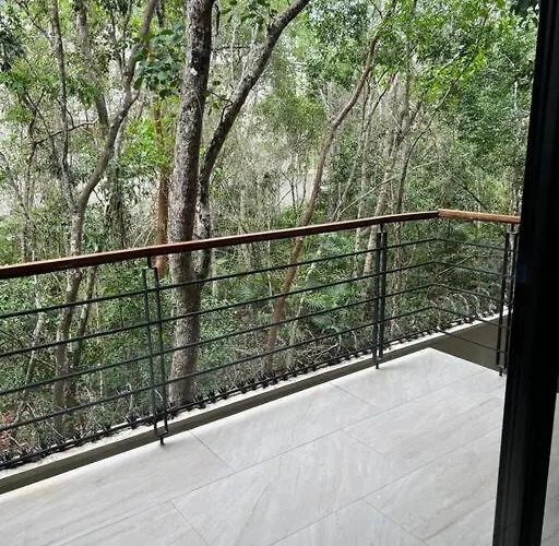 Jungle View 2bed 2bath Condo/ Wi-fi/ Pool/ Gym Apartment *